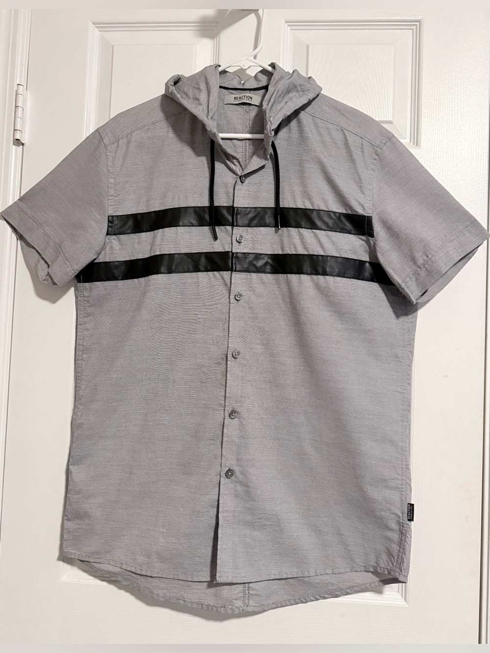 Kenneth ole Reaction Men’s Large Button Down Hoodie Shirt Gray Black Striped